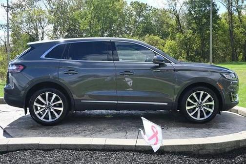 2019 Lincoln Nautilus Select