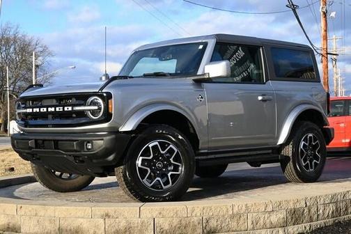 2022 Ford Bronco Outer Banks