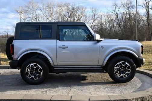 2022 Ford Bronco Outer Banks