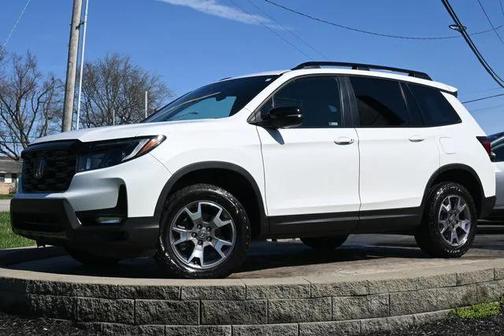 2023 Honda Passport AWD TrailSport