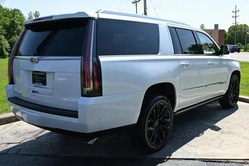 2019 Cadillac Escalade ESV Platinum