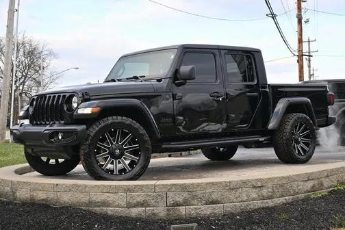 2022 Jeep Gladiator Sport