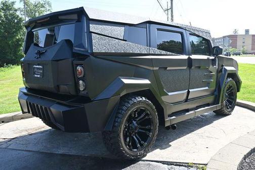 Black 2003 Hummer H2 Base
