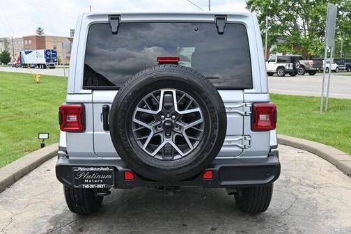2024 Jeep Wrangler 4-Door Sahara 4x4