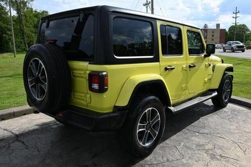 2023 Jeep Wrangler 4-Door Sahara 4x4