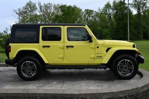 2023 Jeep Wrangler 4-Door Sahara 4x4