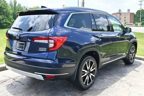 2019 Honda Pilot Touring 8-Passenger