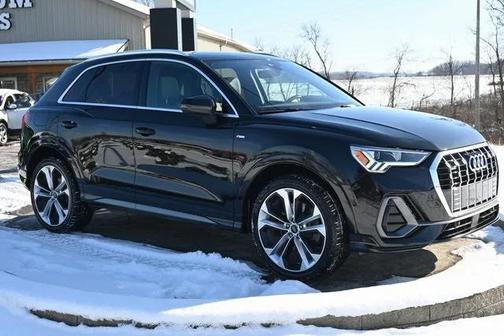 2020 Audi Q3 45 S line Prestige