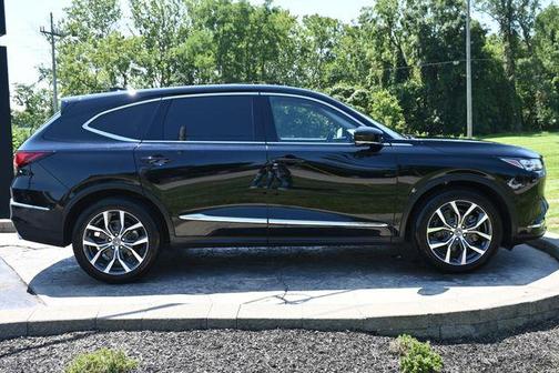 Black 2023 Acura MDX Technology Package