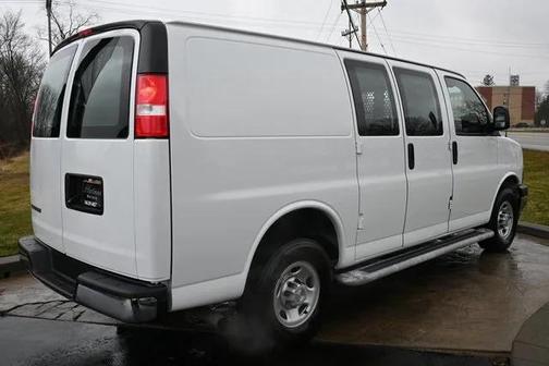 2024 Chevrolet Express 2500 RWD 2500 Regular Wheelbase WT