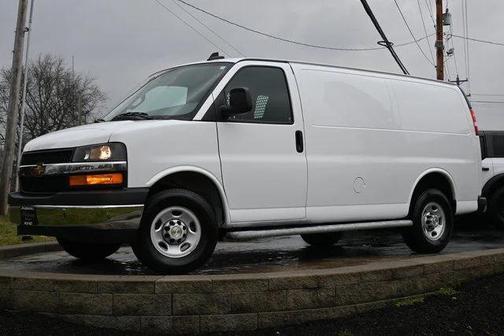 2024 Chevrolet Express 2500 RWD 2500 Regular Wheelbase WT