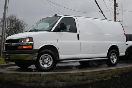 2024 Chevrolet Express 2500 RWD 2500 Regular Wheelbase WT