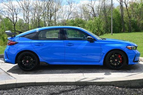 Boost Blue Pearl 2025 Honda Civic Type R