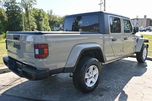 2020 Jeep Gladiator Sport S