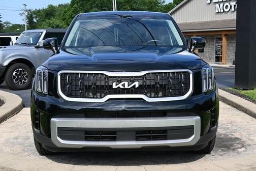 2023 Kia Telluride LX