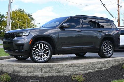Baltic Gray 2022 Jeep Grand Cherokee L Altitude