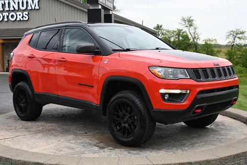 Spitfire Orange 2018 Jeep Compass Trailhawk
