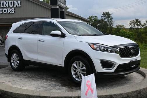 2016 Kia Sorento LX