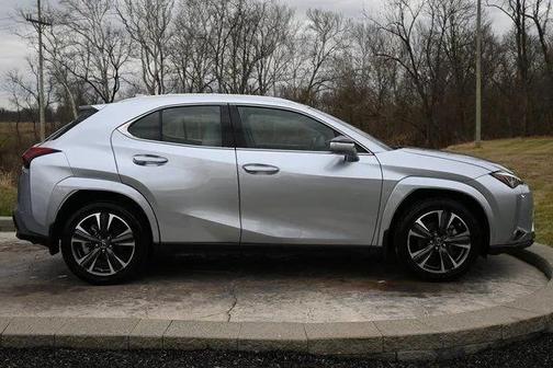 2023 Lexus UX 250h Base
