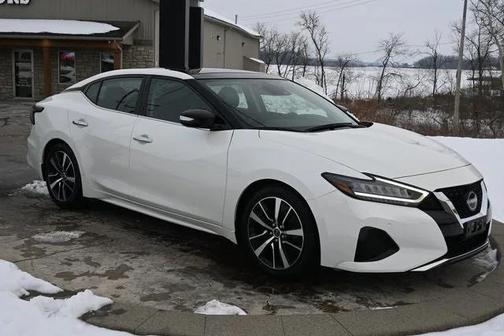 2023 Nissan Maxima SL