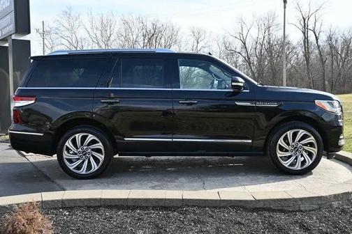 2022 Lincoln Navigator Reserve