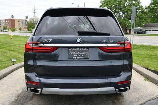 Arctic Gray Metallic 2021 BMW X7 xDrive40i