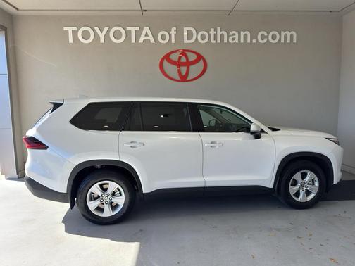 2026 Toyota Highlander Hybrid LE