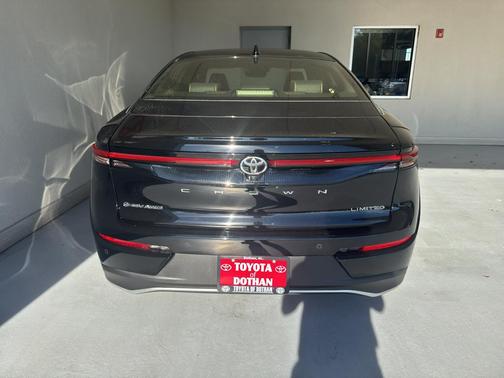 2024 Toyota Crown Limited