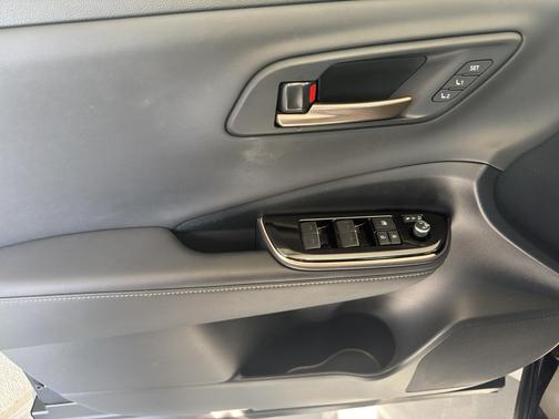 2024 Toyota Crown Limited