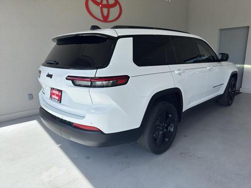 2021 Jeep Grand Cherokee L Altitude