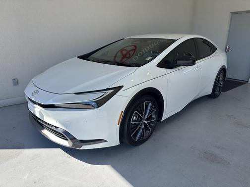 2024 Toyota Prius XLE