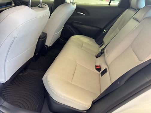 2024 Toyota Prius XLE