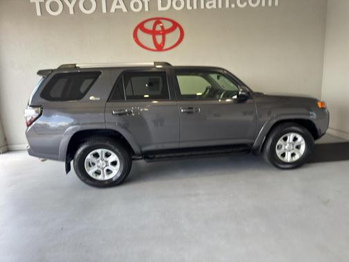 Magnetic Gray Metallic 2022 Toyota 4Runner SR5 Premium