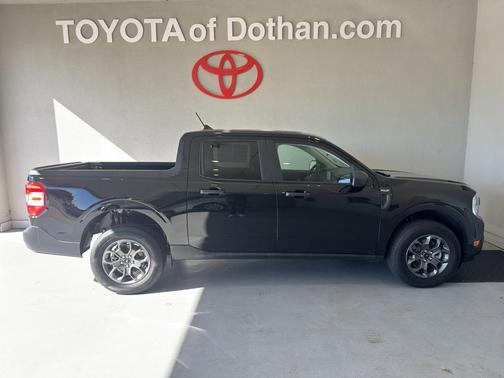 Shadow Black 2024 Ford Maverick XLT