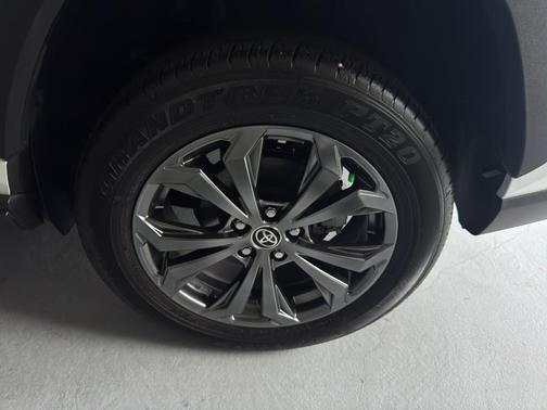 2024 Toyota RAV4 Hybrid Limited