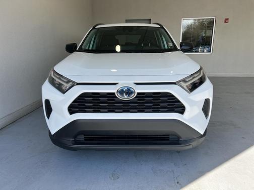 2024 Toyota RAV4 Hybrid LE