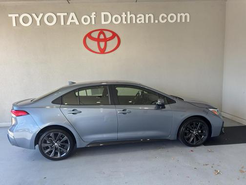 2025 Toyota Corolla Hybrid SE