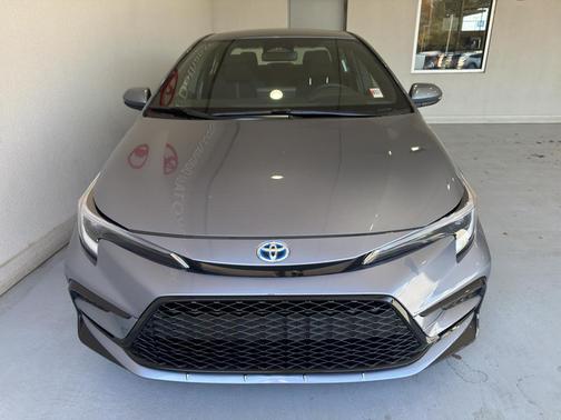2025 Toyota Corolla Hybrid SE
