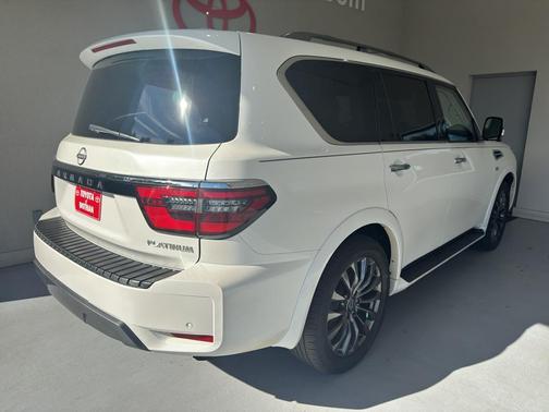 2022 Nissan Armada Platinum 4WD