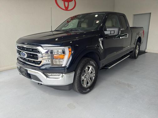 Antimatter Blue Metallic 2023 Ford F-150 XLT