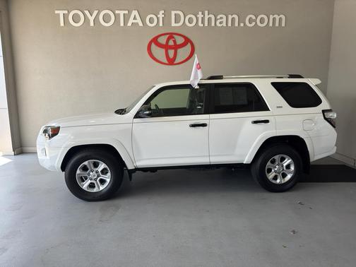 2022 Toyota 4Runner SR5 Premium