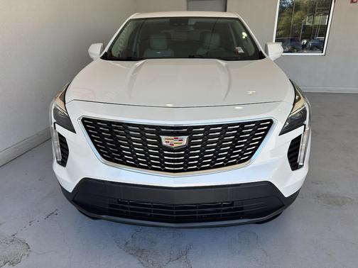 2022 Cadillac XT4 Luxury