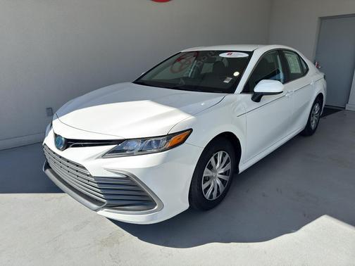 2023 Toyota Camry LE