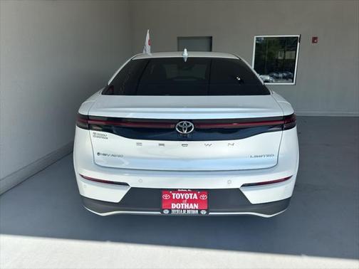 2024 Toyota Crown Limited
