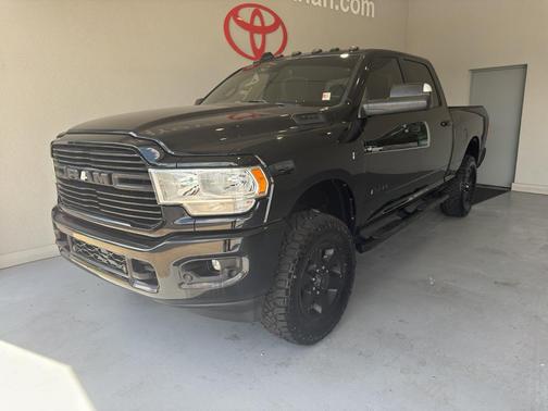 2019 RAM 2500 Big Horn Crew Cab 4x4 6'4' Box