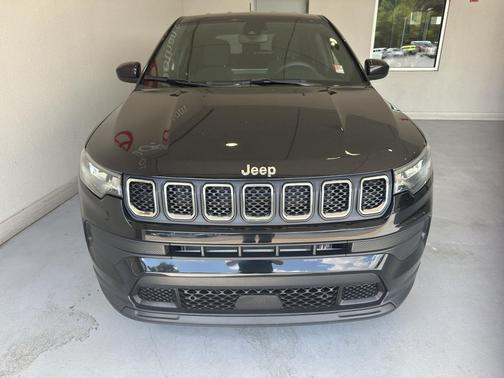 2024 Jeep Compass Sport