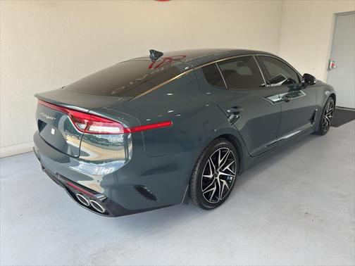2022 Kia Stinger GT-Line