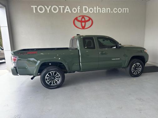2022 Toyota Tacoma TRD Sport