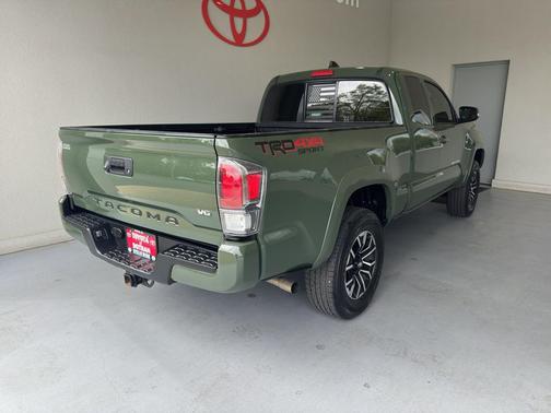 2022 Toyota Tacoma TRD Sport
