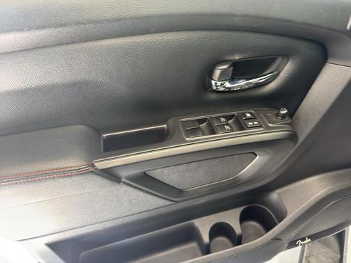 2022 Nissan Titan PRO-4X